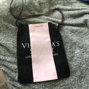 VS Over the Shoulder Bag